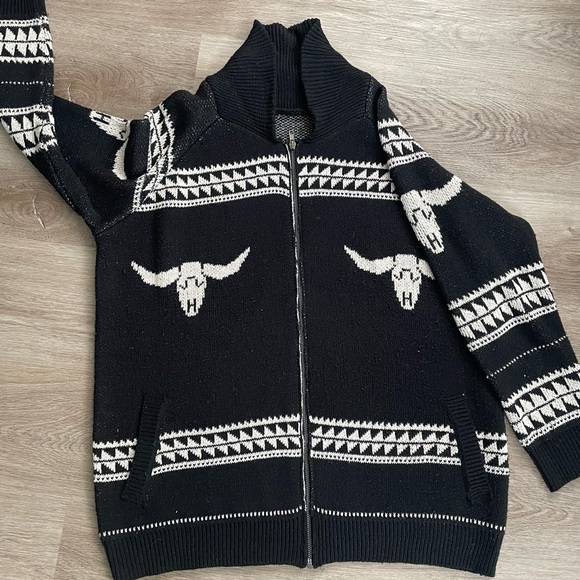 COPY - COPY - Western wear knitted black and white zip up unisex ugly Christmas… - Picture 1 of 3